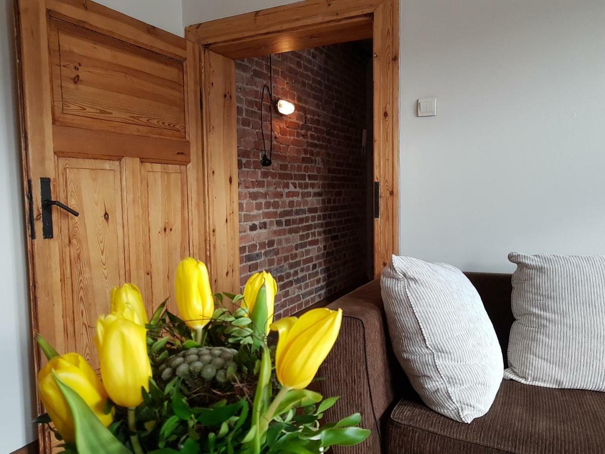 Apartament Szafron Lägenhet Katowice Exteriör bild